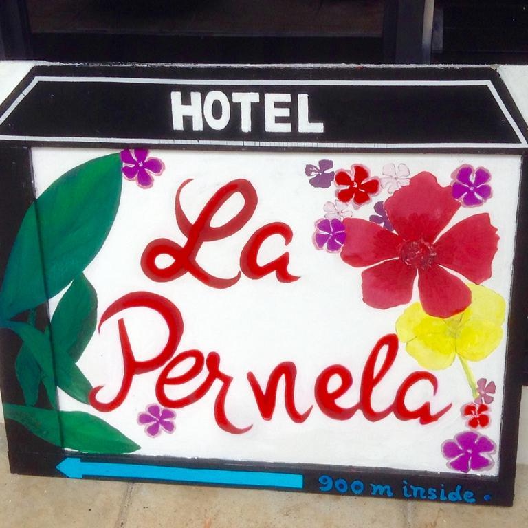 La Pernela Resort Biking Екстериор снимка