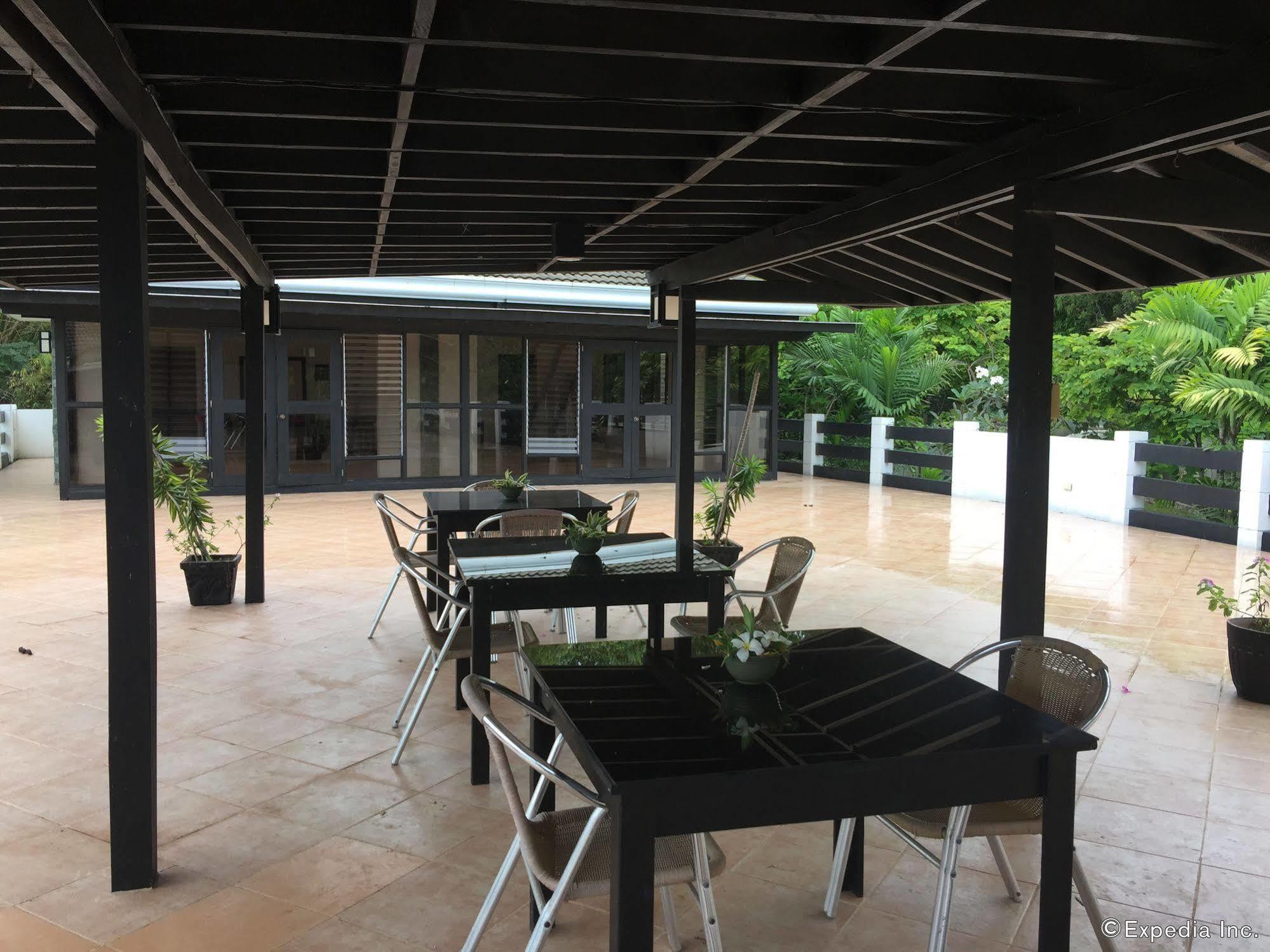 La Pernela Resort Biking Екстериор снимка