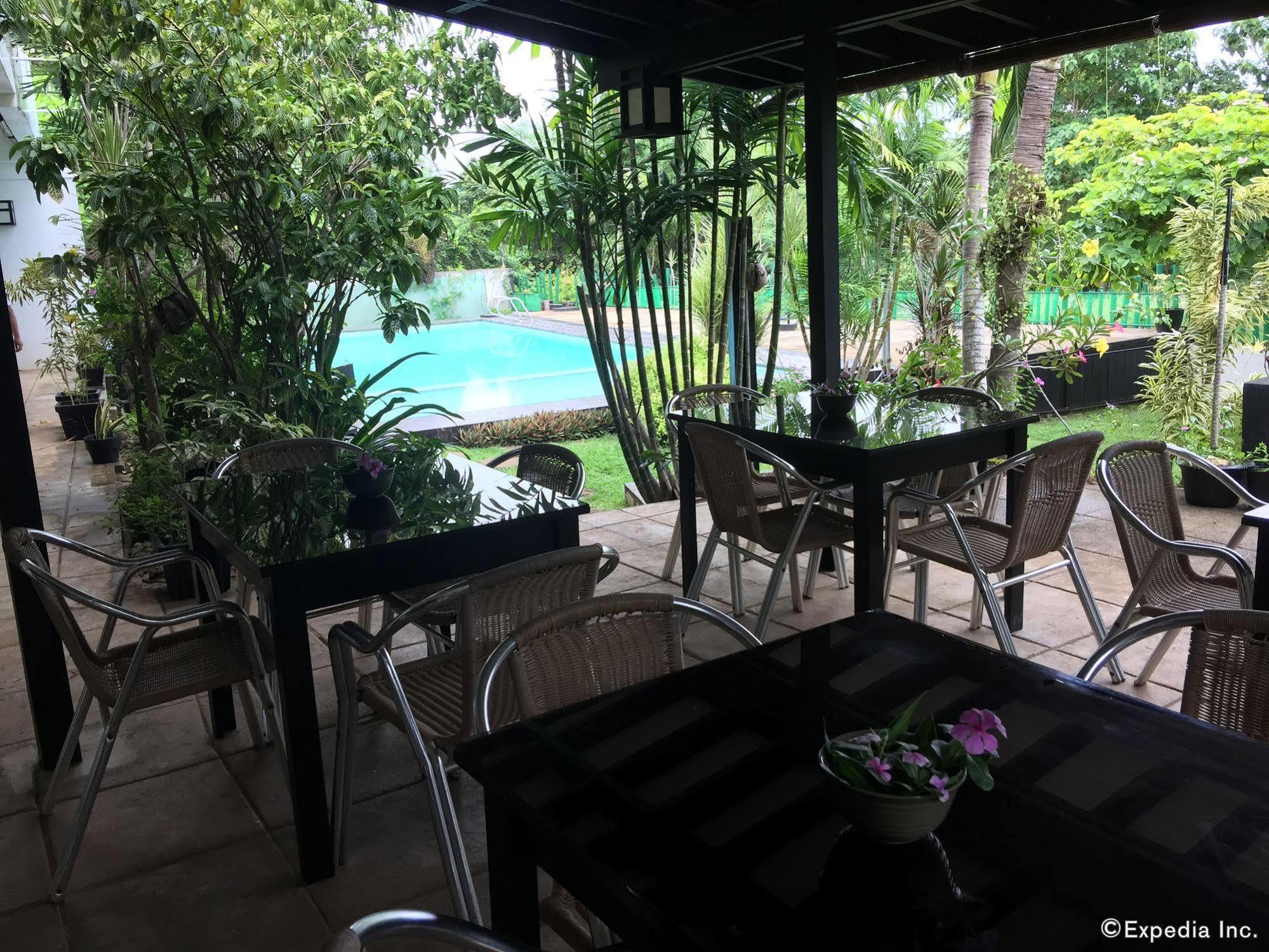 La Pernela Resort Biking Екстериор снимка